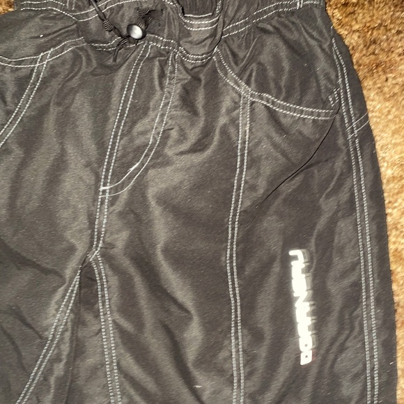 Louis Garneau Cycling womens small shorts - Picture 3 of 10